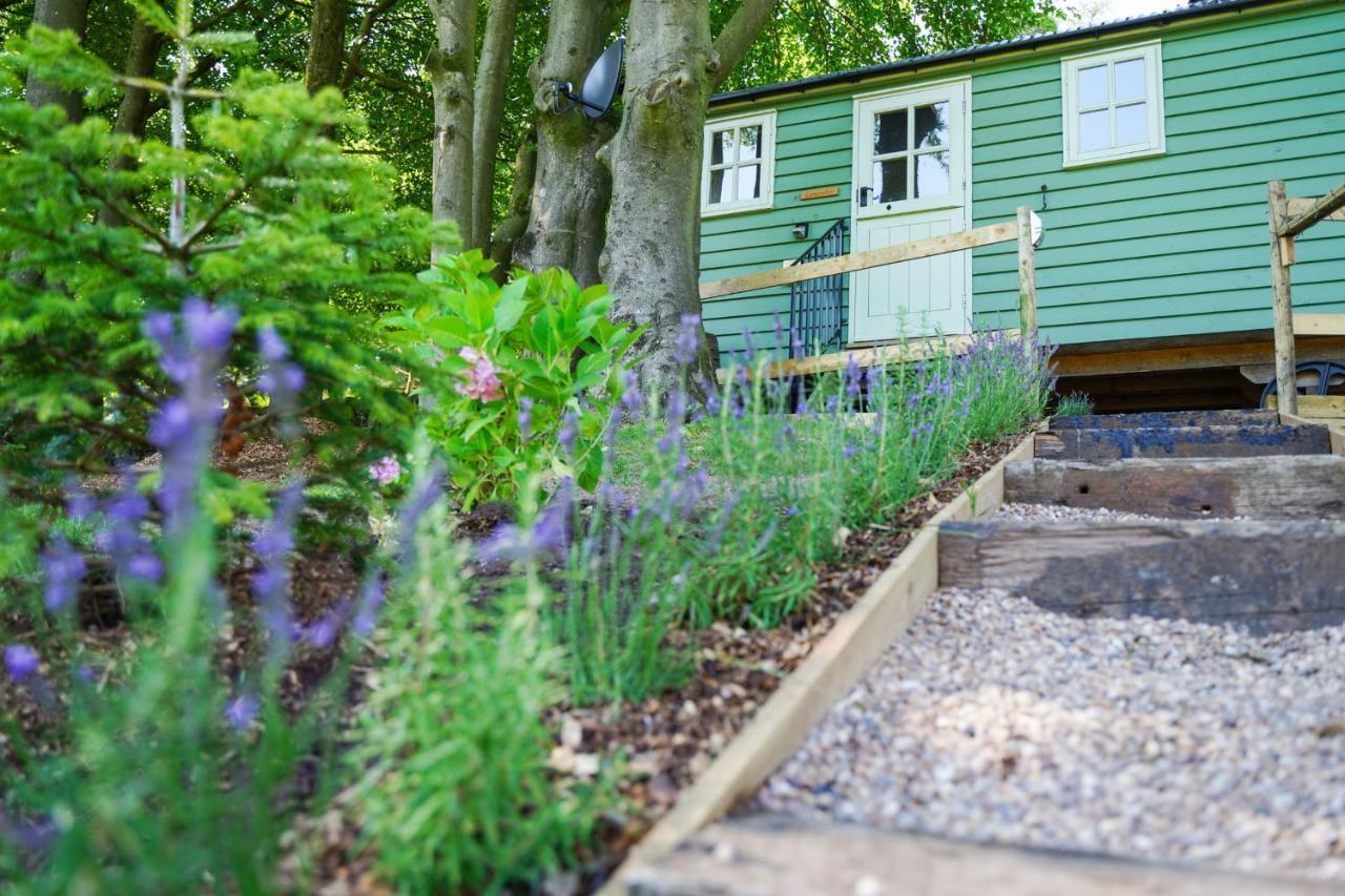 Lavender Retreat With Private Hot Tub Guest House Upper Hulme Exterior photo