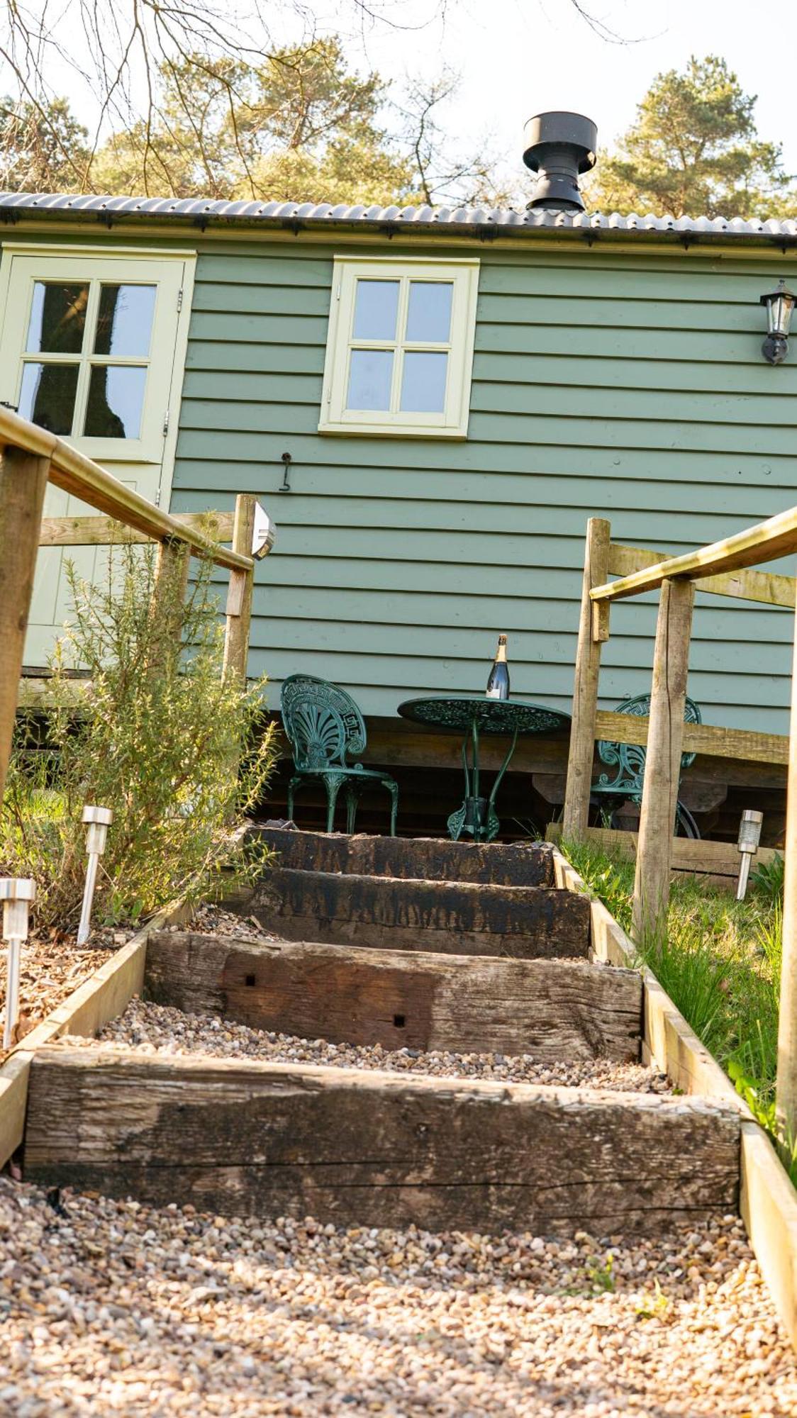 Lavender Retreat With Private Hot Tub Guest House Upper Hulme Exterior photo